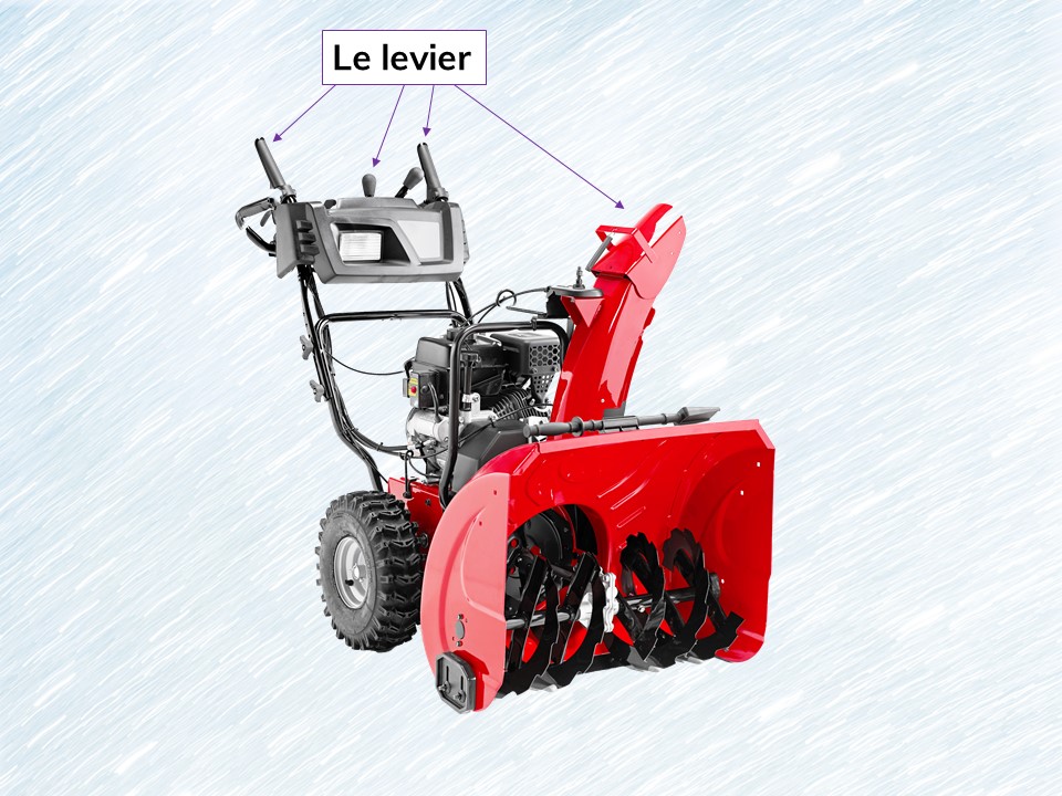 Une souffleuse à neige. 